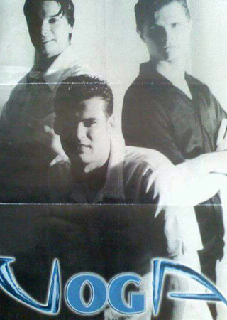 Antigo cartaz com a formação original da banda, criada há exatos 15 anos