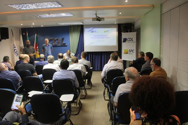 Lançamento ocorreu na noite de ontem,11