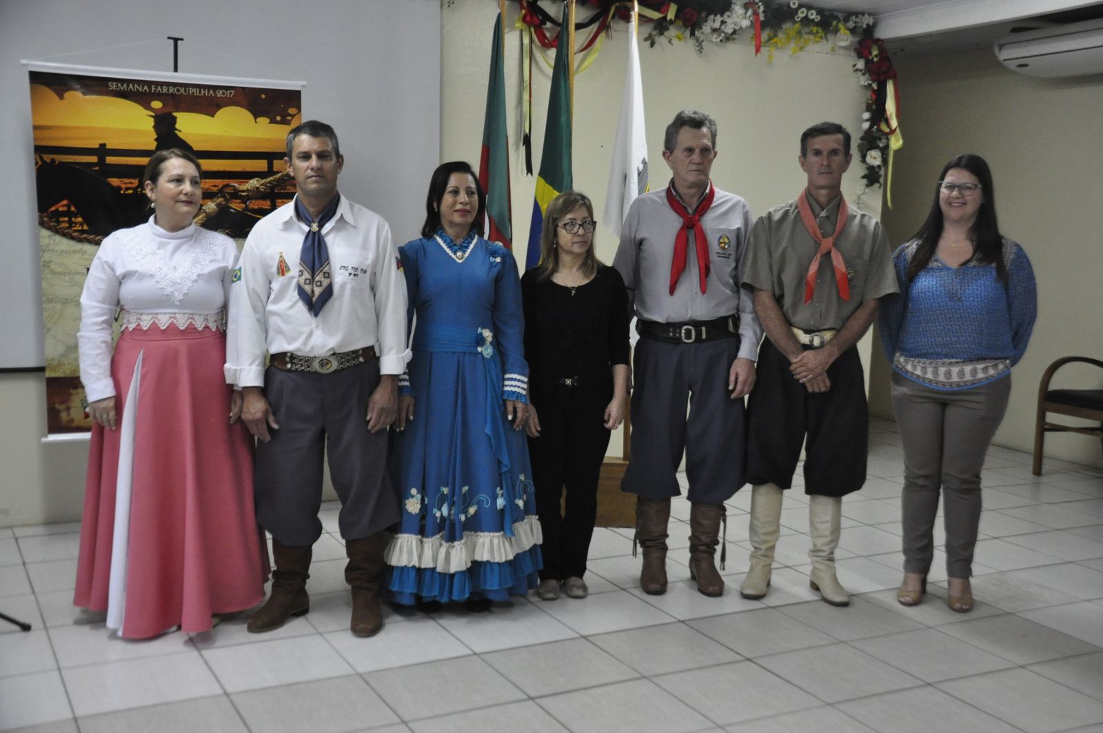 Da esquerda para a direita - Nadiesca Pohlmann, Zilo Cardoso, Glaci Rosa, Margaret Rodrigues, José Rosa, Claudiomiro Paz e Paula Refat