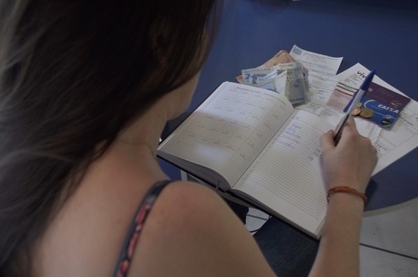 Preocupação com as finanças prejudica também a saúde do corpo e da mente