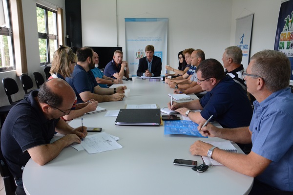 A comissão de saneamento da Prefeitura de Santa Cruz do Sul se reuniu com representantes da Corsan nessa quinta-feira, 11.