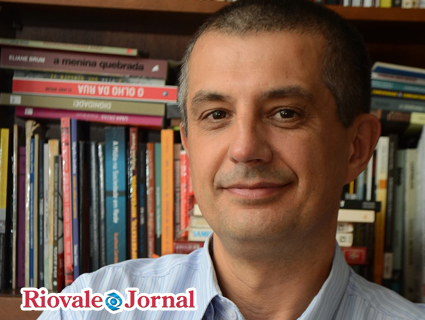 Demétrio de Azeredo Soster lança sua nova obra no dia 10 de setembro, durante a 29ª Feira do Livro