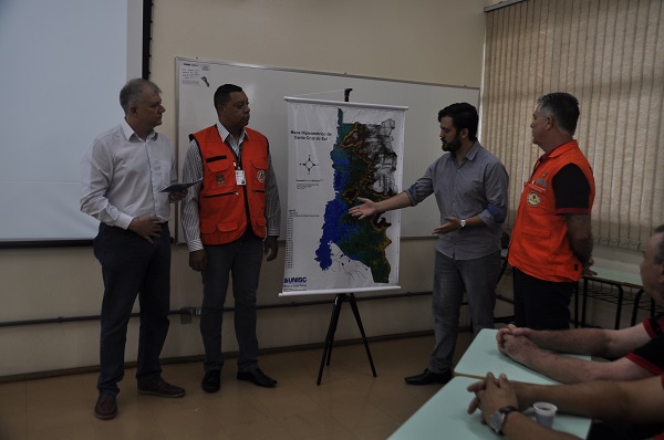 Defesa Civil de Santa Cruz recebeu um Mapa Hipsométrico