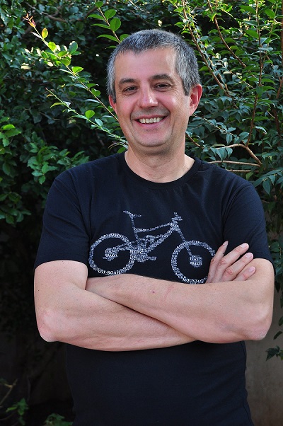  Demétrio Soster apresenta seu percurso poético na próxima quarta-feira, 22 de novembro