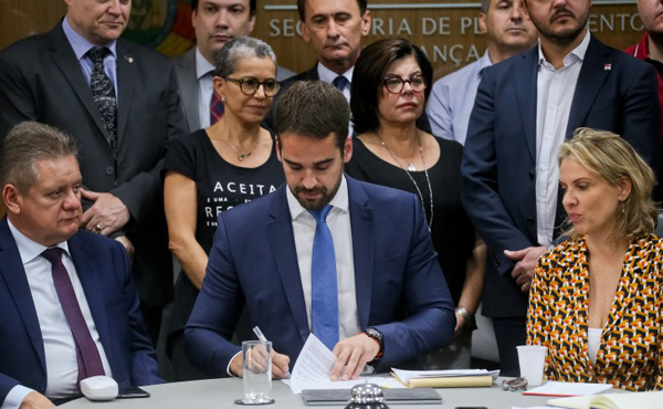 Primeira reuni‹o do governador Eduardo Leite com o secretariado