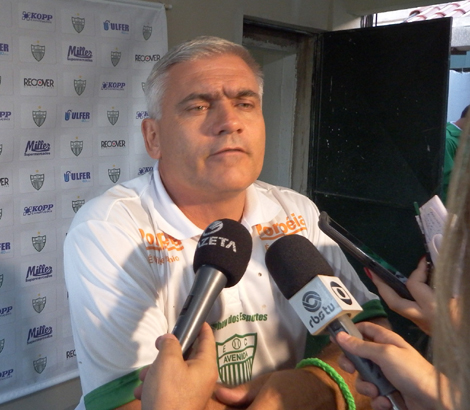 Fabiano Daitx, técnico do Avenida