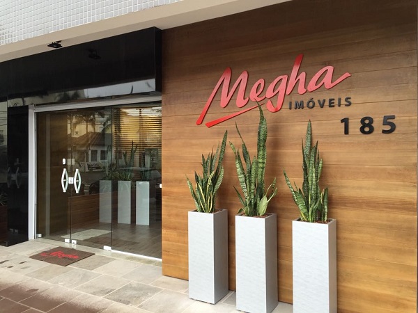 A Megha Im—veis localiza-se na Avenida Alberto Pasqualini, 185