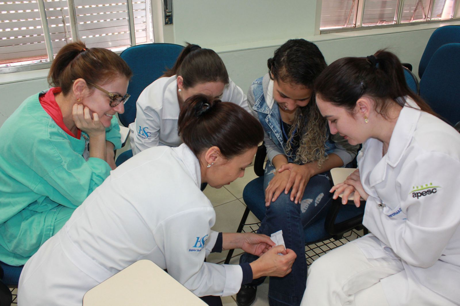 Em uma das atividades lançadas aos participantes foram arrecadados para o HSC 26 pacotes de fraldas adultas e 10 pacotes de fraldas infantis