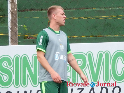 Guilherme Wegmann fez sua estreia como jogador profissional