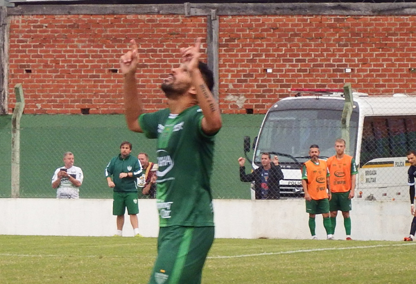 Centroavante Hyantony é esperança de gols para a Série A