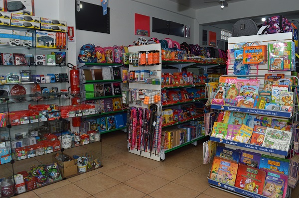 Os melhores produtos, marcas e condi›es de pagamento s‹o oferecidas pela papelaria que atua em mais de 50 munic’pios