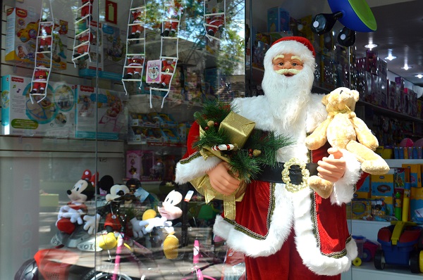 Comércio se prepara para atender os clientes em horário diferenciado