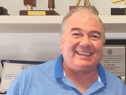 Jair Eich, presidente do Avenida