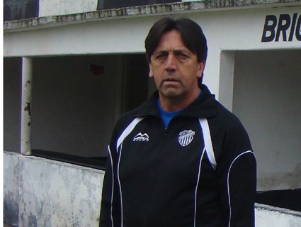 Leco assumiu o Galo e estreia na partida desta quarta contra o Brasil/FA