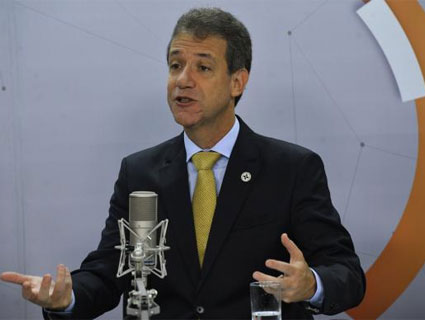 Durante o programa Bom Dia, Ministro, Chioro disse que o Brasil conta com as 14 vacinas recomendadas pela Organização Mundial da Saúde