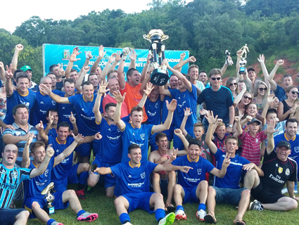 UniÃ£o comemora tÃ­tulo inÃ©dito apÃ³s vencer a equipe Flor de Maio