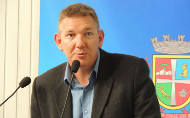 Jefferson Gerhardt: crise no estado obriga a ter criatividade, efici̻ncia e gesṭo