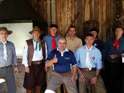 Organizadores do evento reunidos no Recando GaudÃ©rio