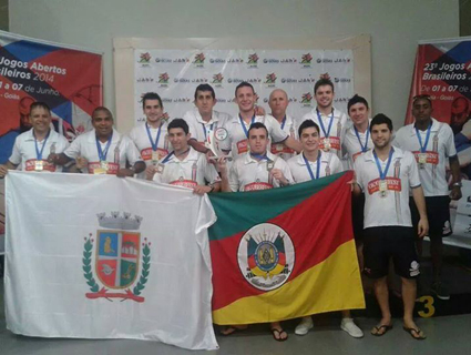  Time que foi campeÌ£o nos Jabs de 2014 em GoiÌ¢nia