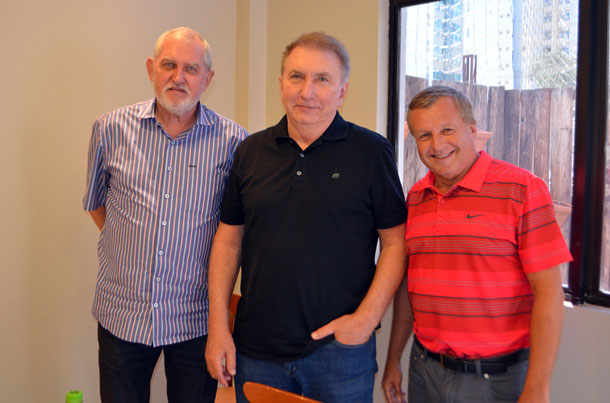 Flávio Haas, o ex-presidente André Jungblut e o vice-presidente Carlos Alberto Brand