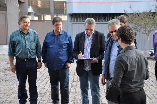 Entrevista coletiva concedida pelo governo municipal aconteceu na Thomaz Flores