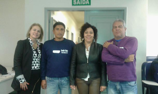 A assessora Cristina Martins, o conselheiro tutelar Carlos Ferreira, a promotora Rosângela Correa da Rosa e o secretário Garcia comemoraram o momento