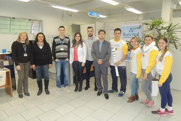 Bancos Sicredi e Banrisul participaram das ações