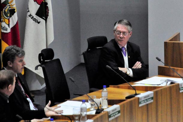 Edmar Hermany deve continuar na liderana do governo na C‰mara