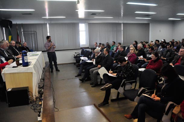 Theonas Baumhardt, coordenador da Consulta Popular