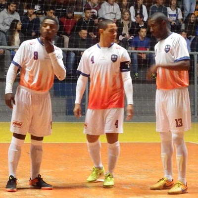 Projeto Pés no Chão segue firme no time da Assaf