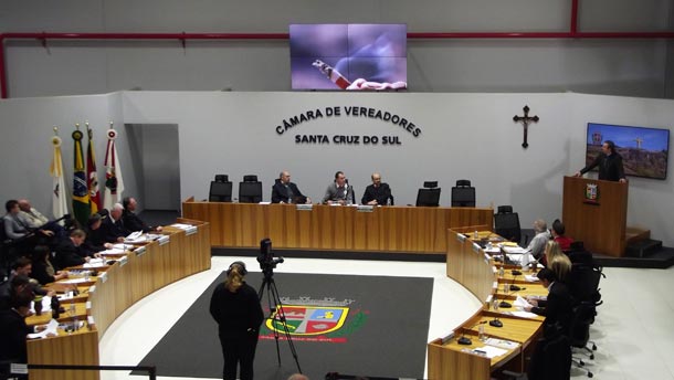 Representantes da C‰mara criticaram a matŽria exibida pela Rede Globo