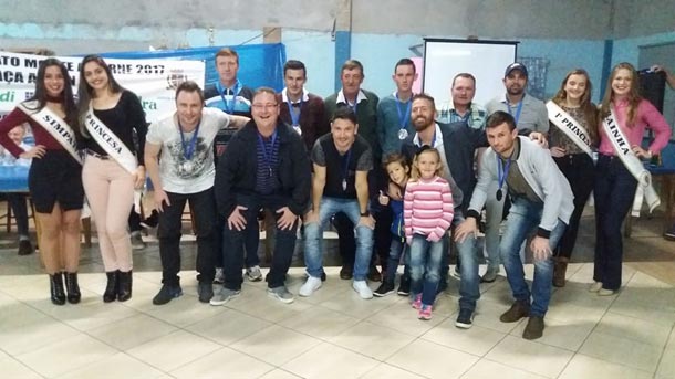 Seleção do campeonato foi premiada na noite de encerramento