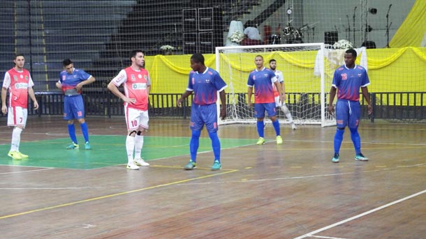 Assaf segue invicta em casa na Série Prata de Futsal