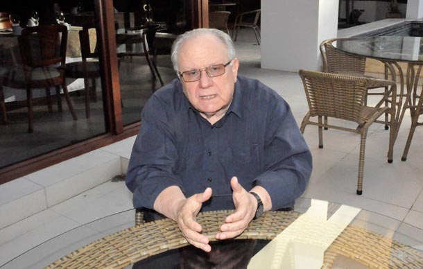 Presidente do Simers, Paulo de Argollo Mendes, cumpriu agenda em Santa Cruz