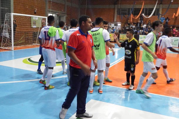 Assaf de Cléber Pereira goleou o Salto do Jacuí