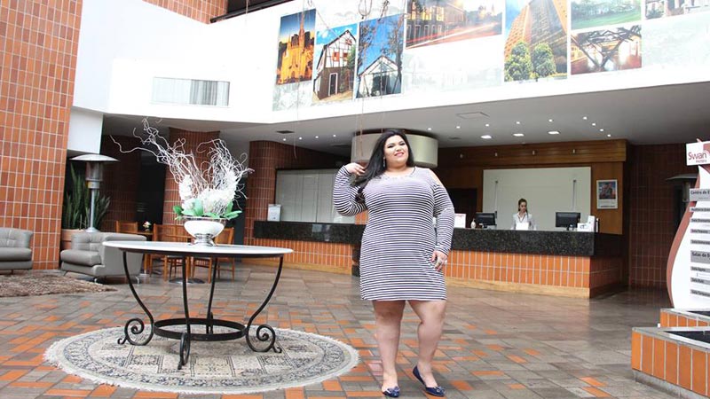 Chegando no hotel para a seletiva do Top Model Plus Size RS
