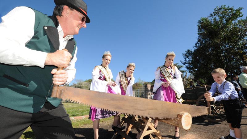 Presidente e Soberanas participaram das provas