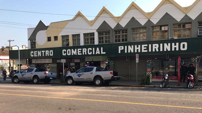 Operação iniciou pela manhã junto ao Centro Comercial Pinheirinho
