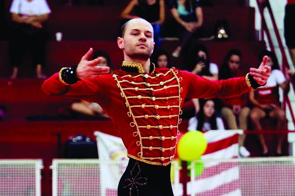 Carlos está se preparando na Itália 