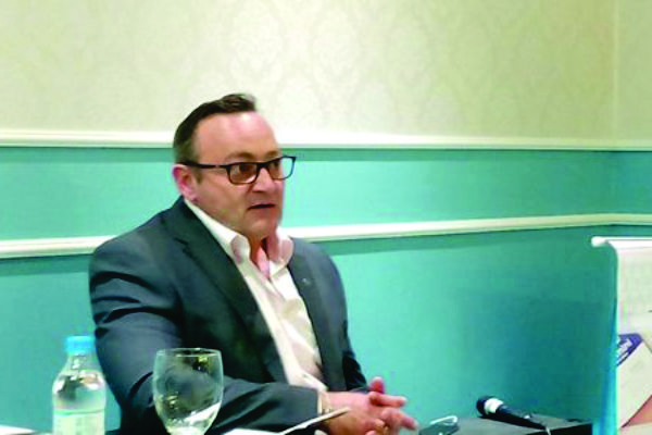 LANÇAMENTO OFICIAL  Mais detalhes da programação da 31ª Feira do Livro de Santa Cruz serão conhecidos nessa quinta-feira, dia 16 de agosto, quando acontecerá o lançamento oficial. O evento está marcado para as 19h30 no Colégio Marista São Luís e será aberto ao público. 