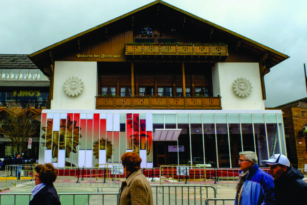 O Festival de Cinema de Gramado segue até o dia 24 de agosto com intensa programação 