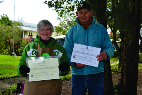 Ane Lore Schweickardt e Flávio Jacob receberam a certificação em 8 de agosto