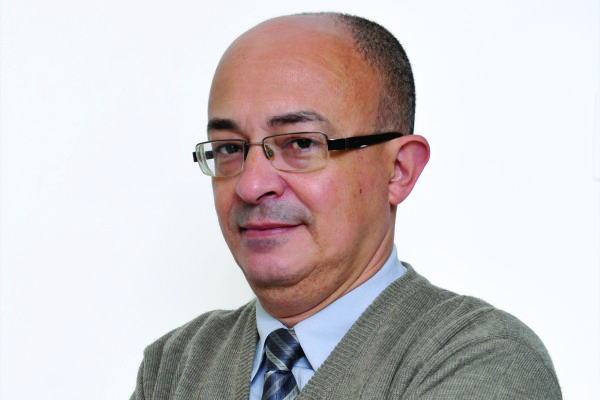 Roni Ferreira Nunes é membro fundador da Academia de Letras de Santa Cruz do Sul