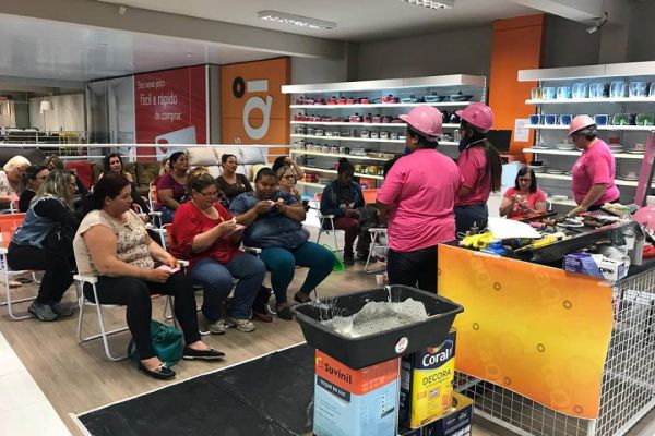 O grupo de 25 mulheres ganhou treinamento e oficina de construção civil na última sexta-feira, 30