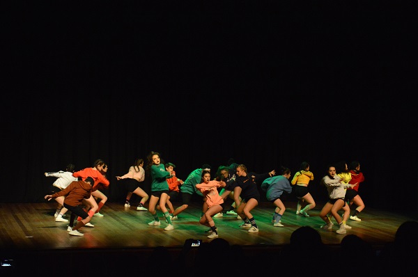 Participaram bailarinos de Santa Cruz do Sul, Porto Alegre, Canoas e Venâncio Aires