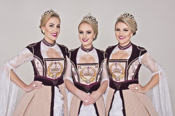 Rainha Milena Rachor e as Princesas Thartieri Assmann e Mylena Gehrke se despedem dia 9 de outubro