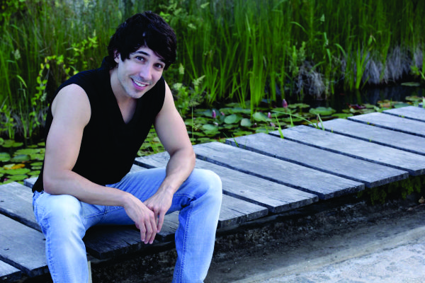 Atualmente o ator divide sua vida profissional e acadêmica entre a cidade carioca e Lisboa em Portugal