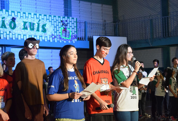 Presidentes das equipes prestaram homenagem aos professores