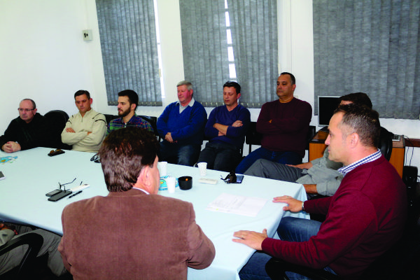 Comitiva do Clube da Gasolina, de Monte Alverne, foi recepcionada pelo comando do 23o Batalhão da Brigada Militar