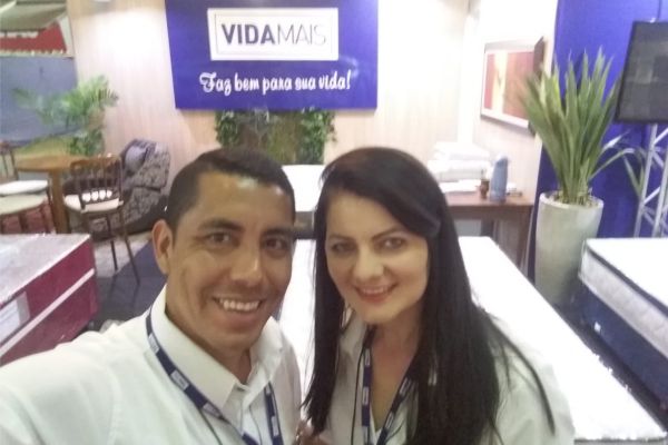 DIVULGAÇÃO/JOÃO COLCHÕES João Antônio de Oliveira e Helena Giehl de Oliveira, sócios proprietários da João Colchões 